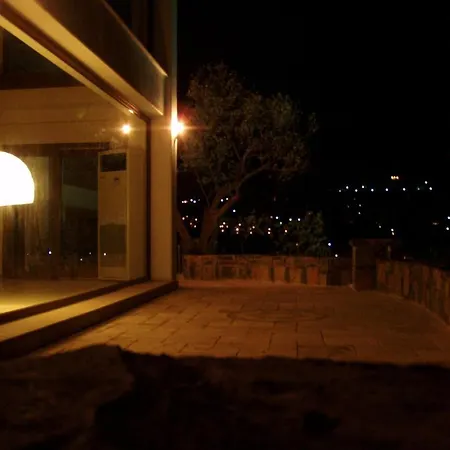 Camekan Suites *
